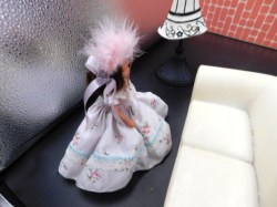 na 90 bisque pink feather side a